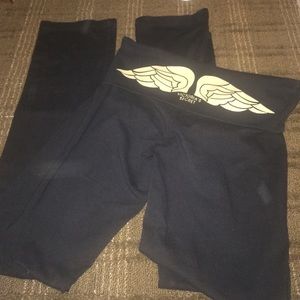 VS yoga pants