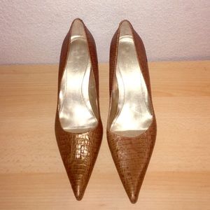 Size 9.5m Nine West heels