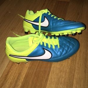 Nike Tiempo Genio Soccer Cleats
