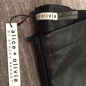 Alice + Olivia front zip leather pants