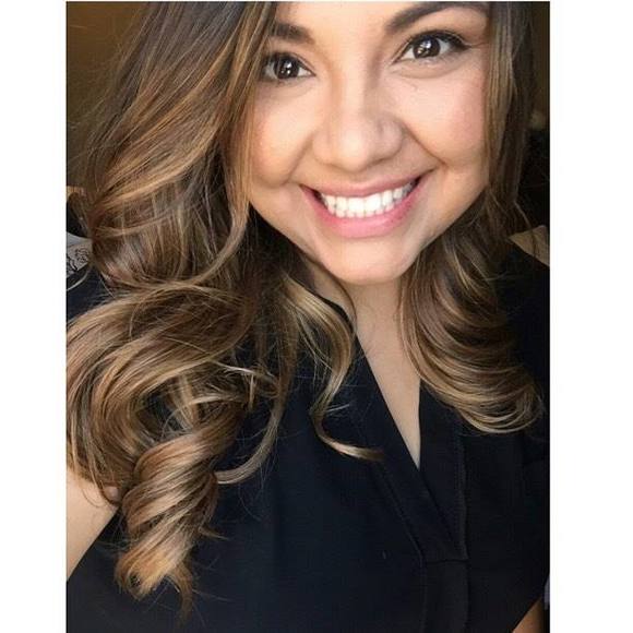 Meet your Posher, Aurora