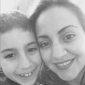 Meet your Posher, Claudia