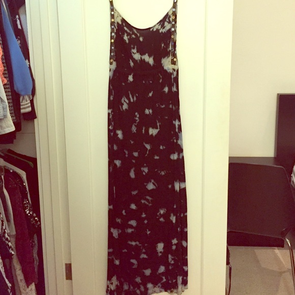 Ecote Carved Out Maxi Dress