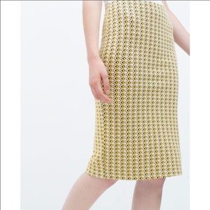 Zara yellow jacquard tube skirt, size S