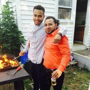 Meet your Posher, Carlos