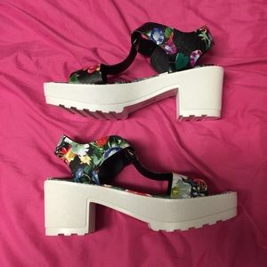 Brand new floral sandals with chunky heel