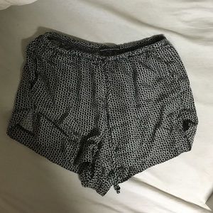 Brandy Melville printed shorts
