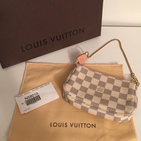 louis vuitton pochette damier azur