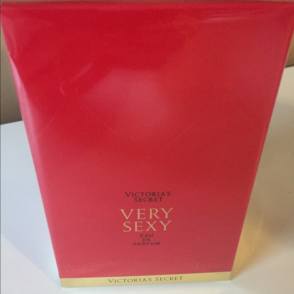 Brand new sealed VS Very Sexy perfume - Picture 1 of 3