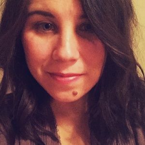 Meet your Posher, Alison