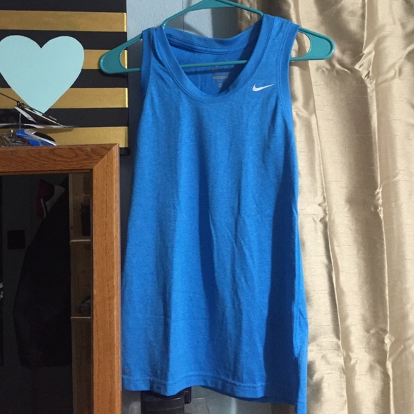 Nike xs tank