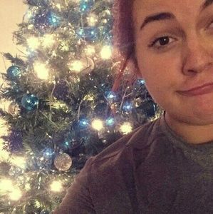 Meet your Posher, Haylee