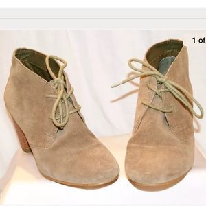 ALDO Shoes - ALDO Suede Tan Desert Boots Pumps Heels SIZE 6 ALDO Shoes - ALDO Suede Tan Desert Boots Pumps Heels SIZE 6