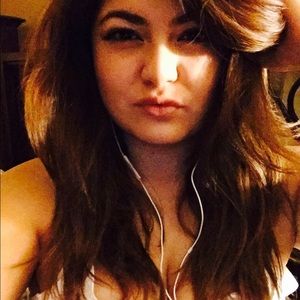 Meet your Posher, Brianna