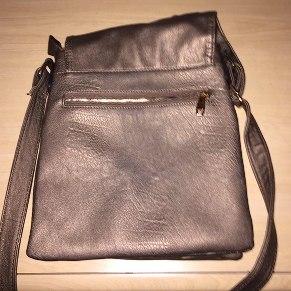 Metallic crossbody - Picture 3 of 3