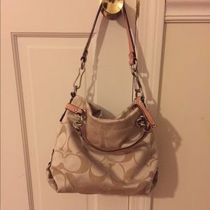 Beautiful Coach tote