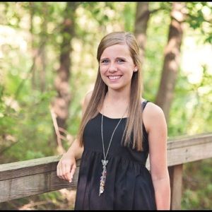 Meet your Posher, Annie