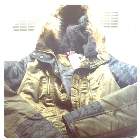 H&m super stylish winter coat with hood