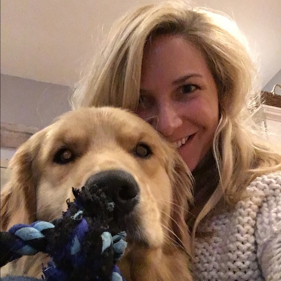 Meet your Posher, Sara - Picture 1 of 1