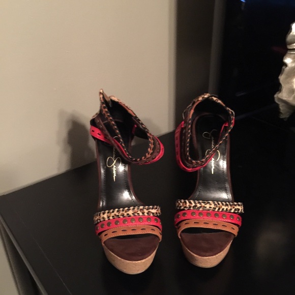 Jessica Simpson heels - Picture 4 of 4