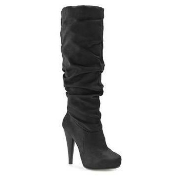 🎀 Knee High Heeled Boots