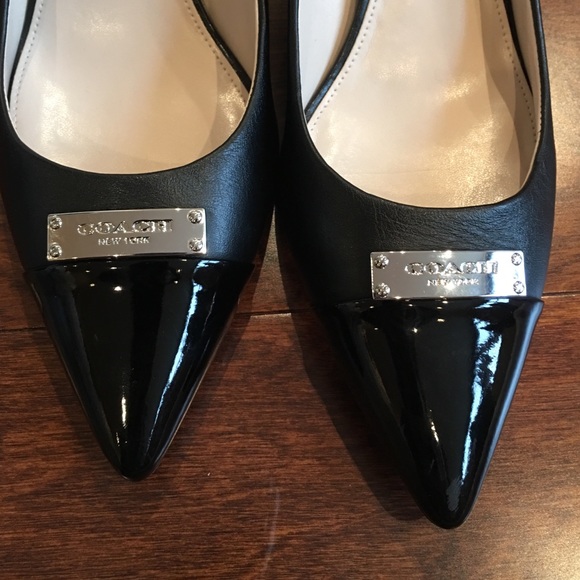 ❌sold❌Coach shoes black - Picture 3 of 4