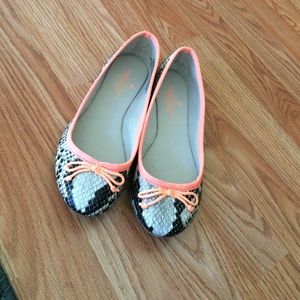 American Eagle ballet flats size 6