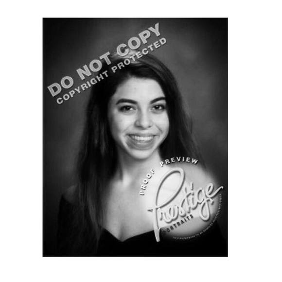 Meet your Posher, Claudia - Picture 1 of 1