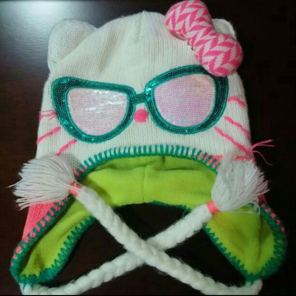 Hello Kitty Beanie - Picture 2 of 4