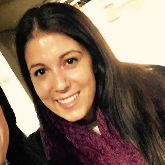 Meet your Posher, Ioanna - Picture 1 of 1