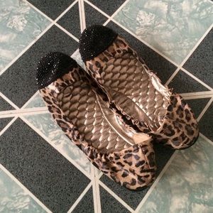 Ballerina cheetah print flats !!!