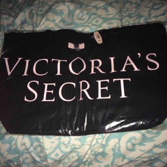 NWT Victoria Secret beach tote