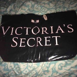 NWT Victoria Secret beach tote