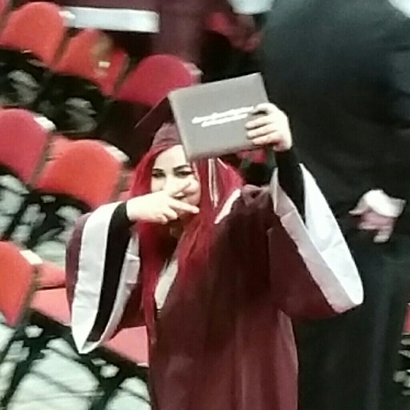 Meet your Posher, Sherri - Picture 2 of 3