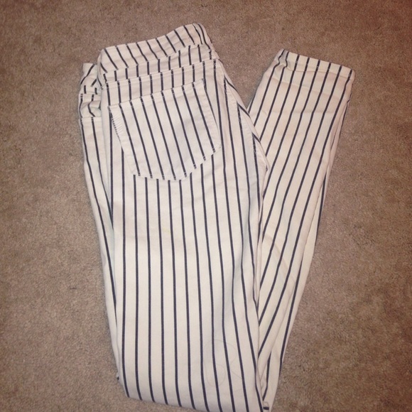 Striped skinny jeans