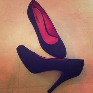 Black Velvet Heels