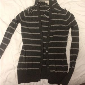 American Eagle gray striped hooded sweater.