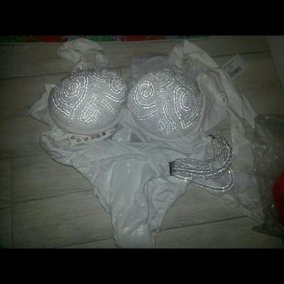 SOLD! - Beach bunny bikini spellbound undercover