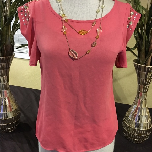 A peach color bedazzled sleeve blouse - Picture 3 of 3