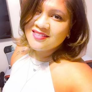 Meet your Posher, Hali