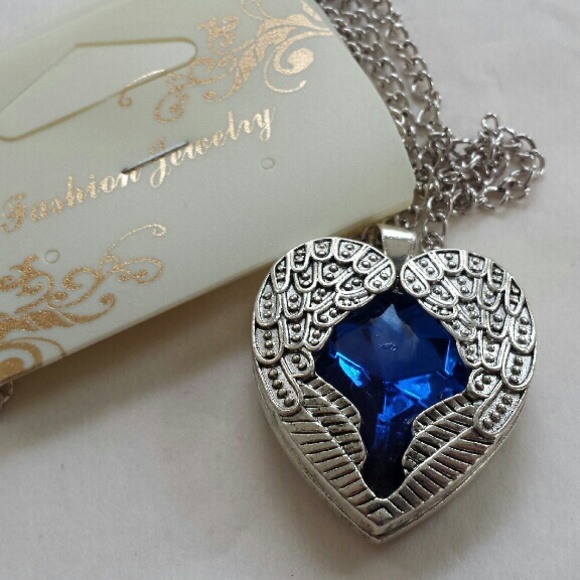 Angel pendant w necklace - Picture 2 of 4