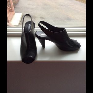 Never Worn Aerosoles.