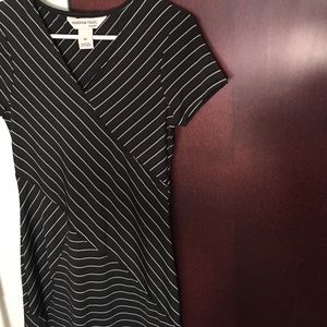 Short sleeve dress