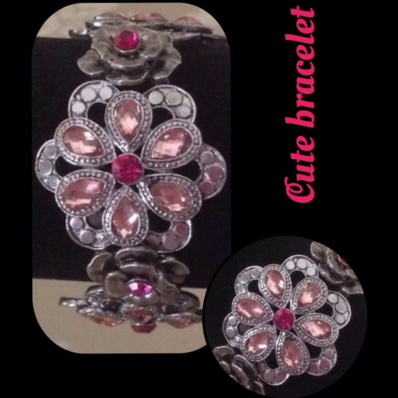 💝REALLY CUTE STATEMENT BRACELET