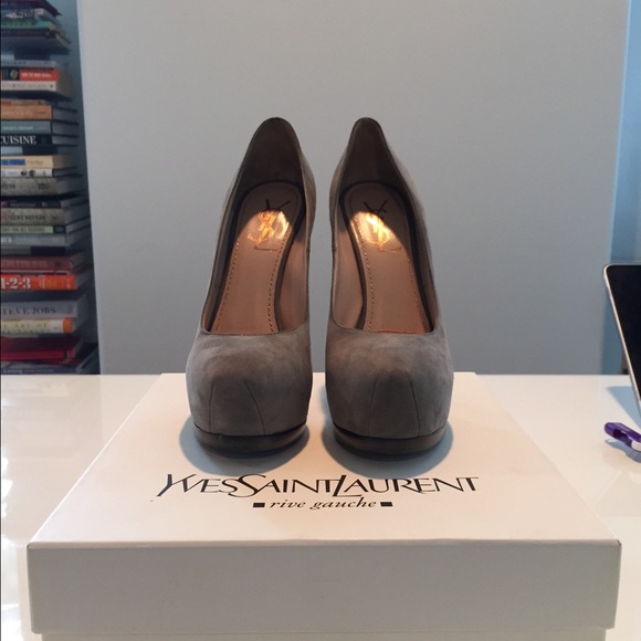 YSL TRIBTOO GRAY SUEDE PUMPS - Picture 3 of 4