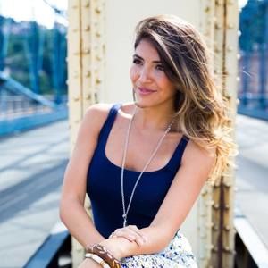 Meet your Posher, Saundra