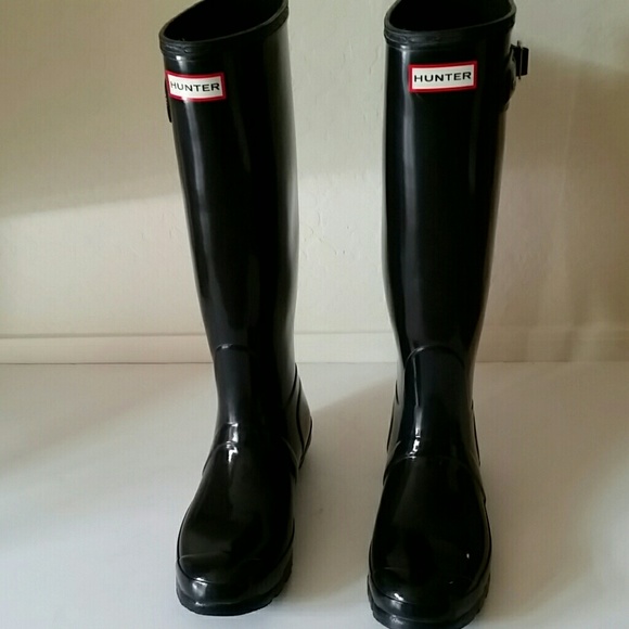 Hunter Shoes - Very gently used Hunter original tall rain boots,