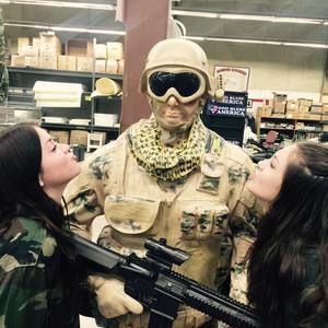 Meet your Posher, Taylor