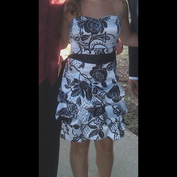 Black and White Formal Dress (Floral print)