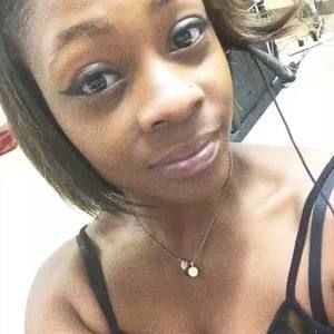 Meet your Posher, Shana